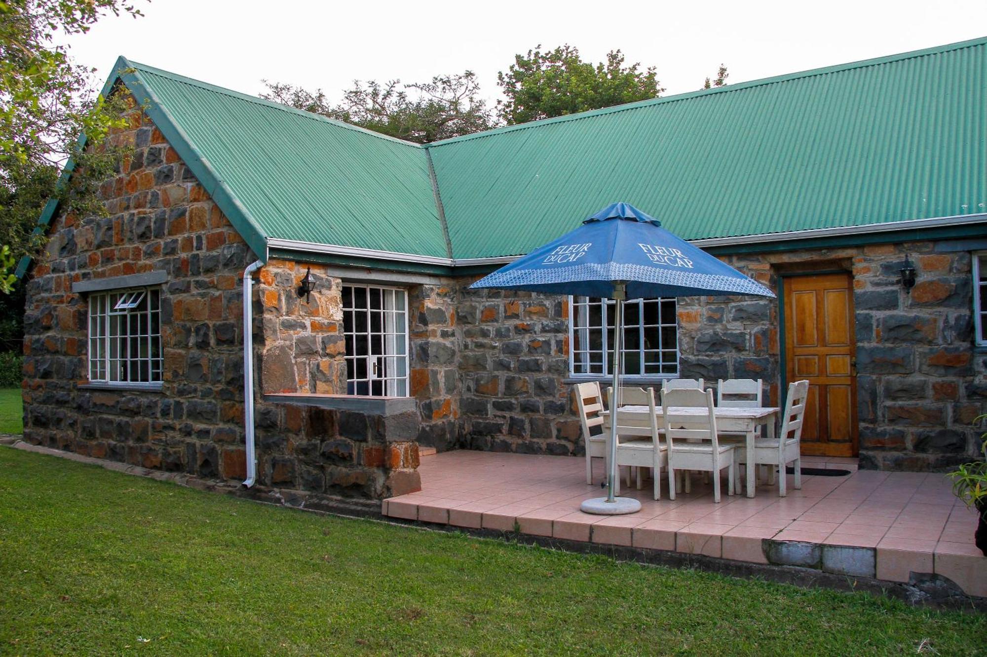 Spion Kop Lodge Winterton Exteriör bild